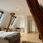 Altstadthotel Hayk Am Rhein