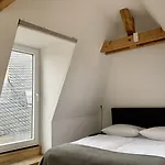 Altstadthotel Hayk Am Rhein 3*