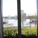 Altstadthotel Hayk Am Rhein Hotel