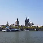 Altstadthotel Hayk Am Rhein Hotel Kolín nad Rýnem