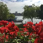 Altstadthotel Hayk Am Rhein 3*