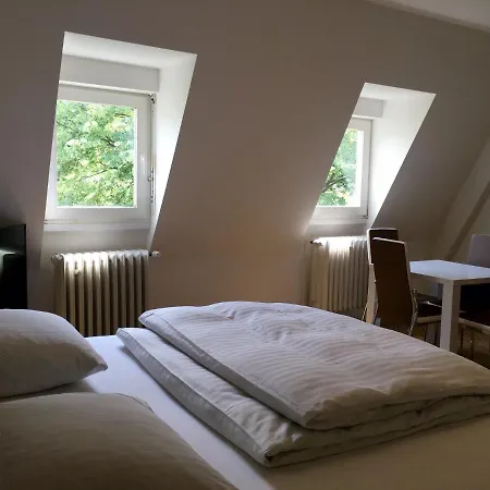 Hotel Altstadthotel Hayk Am Rhein Köln