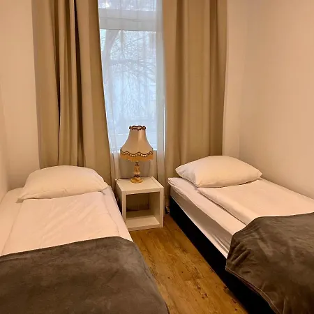 Hotel Altstadthotel Hayk Am Rhein Köln