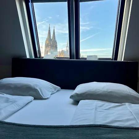 Altstadthotel Hayk Am Rhein Hotel 3*
