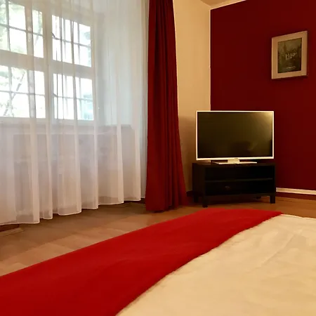 Altstadthotel Hayk Am Rhein Köln