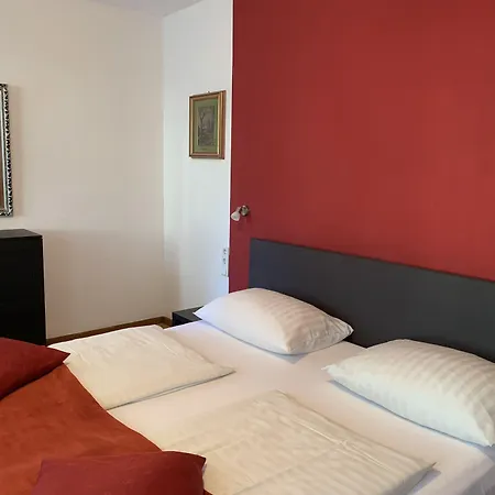 Altstadthotel Hayk Am Rhein 3* Köln