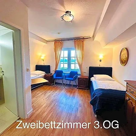 Altstadthotel Hayk Am Rhein 3*