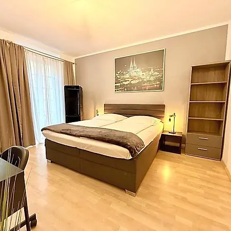 Altstadthotel Hayk Am Rhein 3*