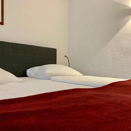 Altstadthotel Hayk Am Rhein 3* Köln