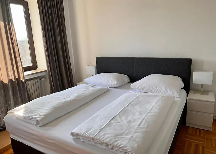 מלון Altstadthotel Hayk Am Rhein קלן