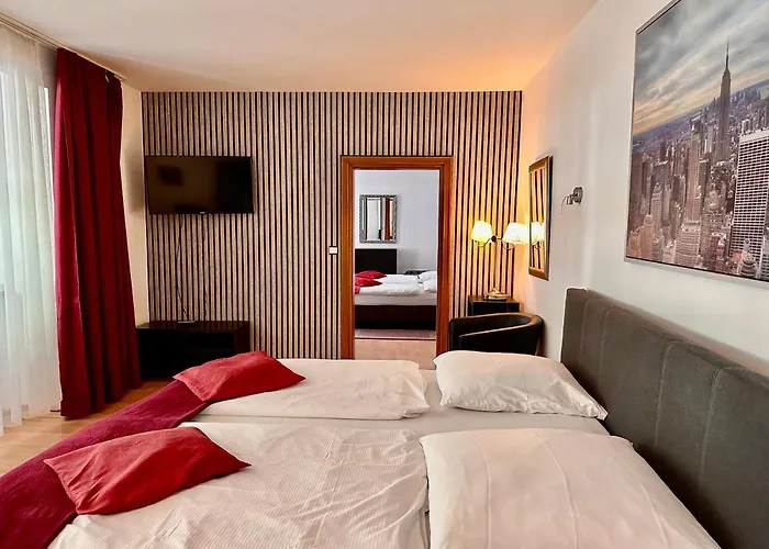 Altstadthotel Hayk Am Rhein Hotel Colónia