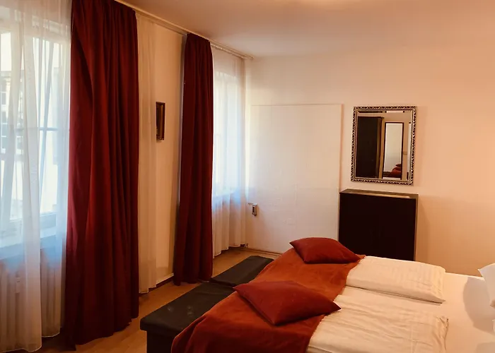 Altstadthotel Hayk Am Rhein Hotel 3*