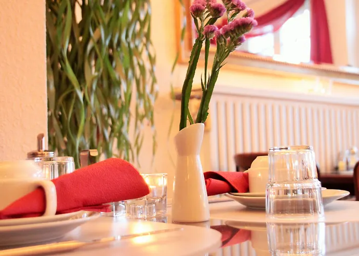 Altstadthotel Hayk Am Rhein 3* Colónia