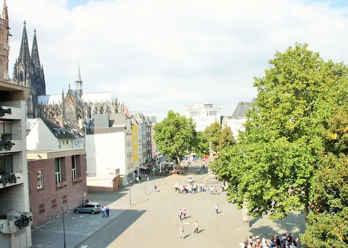 Altstadthotel Hayk Am Rhein 3* Colónia