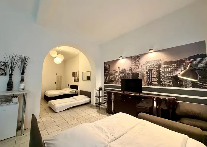 Szálloda Altstadthotel Hayk Am Rhein Köln