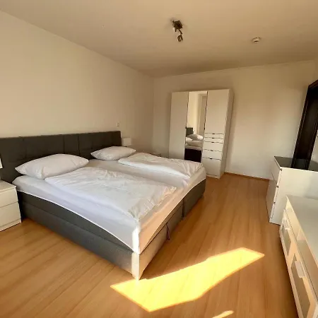 Hotell Altstadthotel Hayk Am Rhein Köln