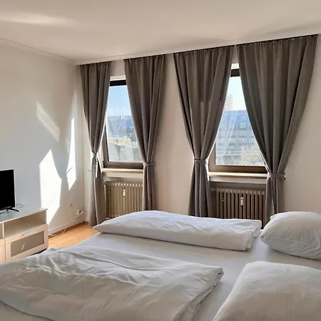 Altstadthotel Hayk Am Rhein Hotell Köln