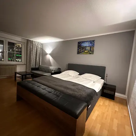Hotell Altstadthotel Hayk Am Rhein Köln