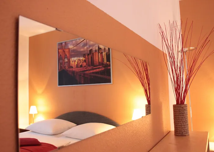 Altstadthotel Hayk Am Rhein 酒店