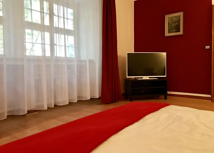 Altstadthotel Hayk Am Rhein 科隆