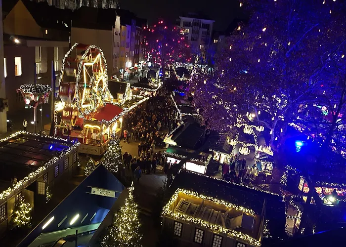 Altstadthotel Hayk Am Rhein 酒店 3*